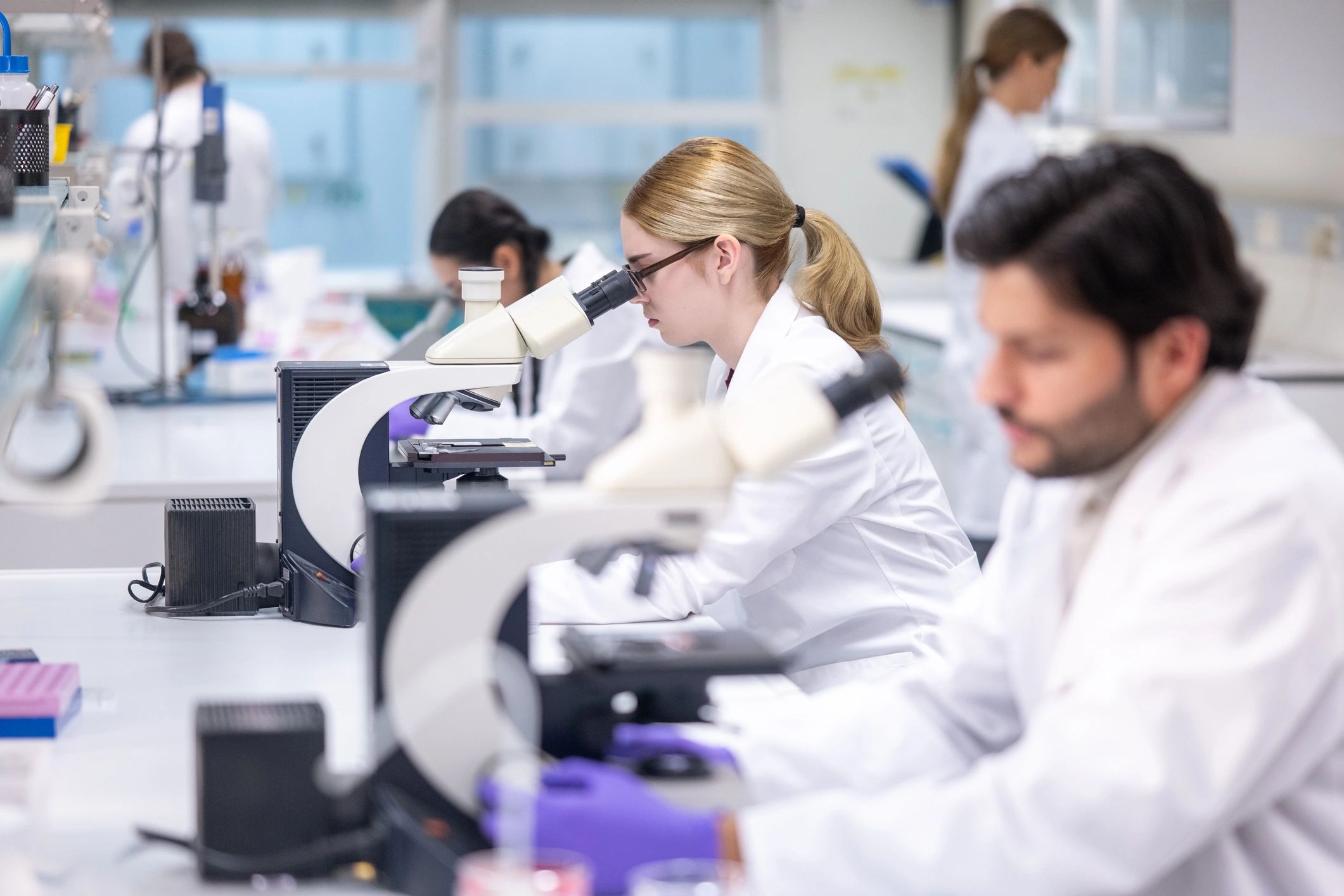 Medical college laboratory training